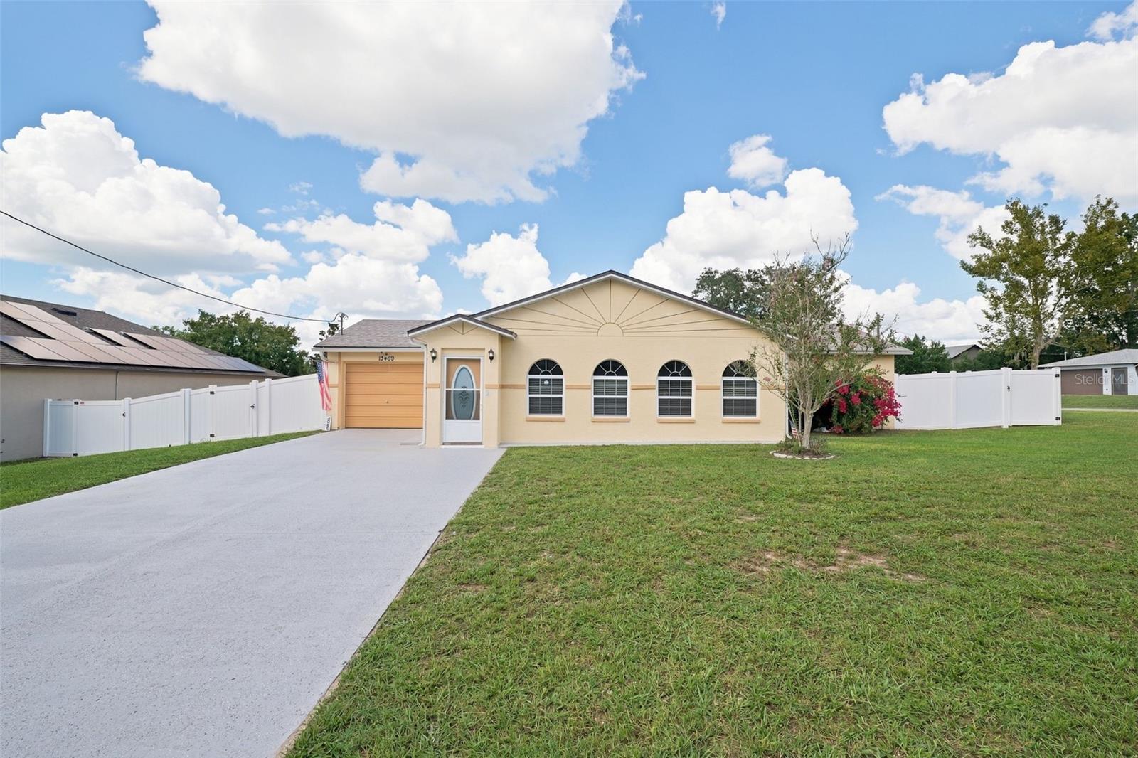 13469 Bondstone St Property Photo 44