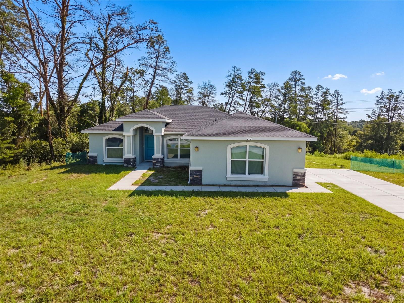 2404 Lema Dr Property Photo 3