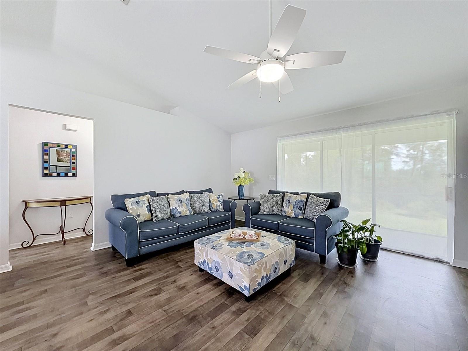 2404 Lema Dr Property Photo 15