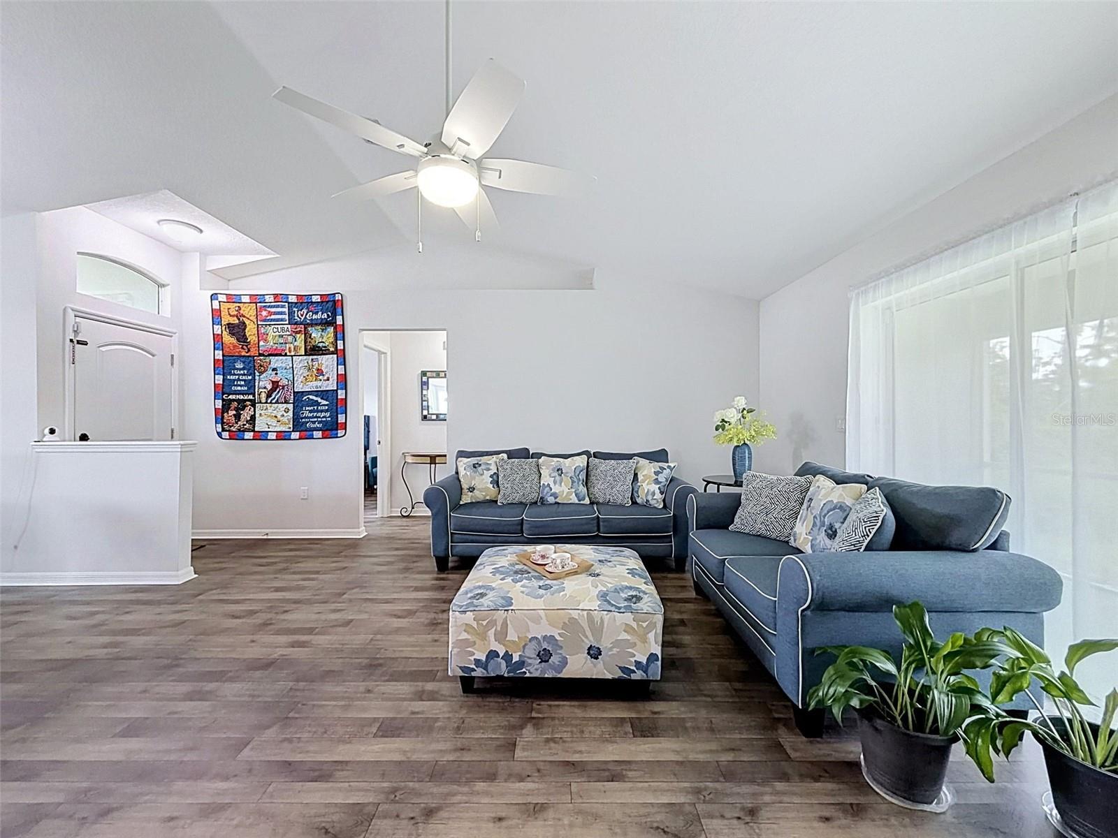 2404 Lema Dr Property Photo 16