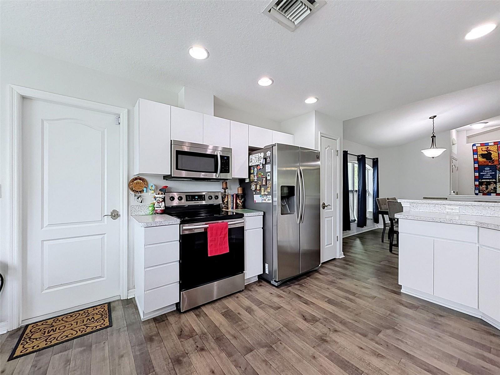 2404 Lema Dr Property Photo 26