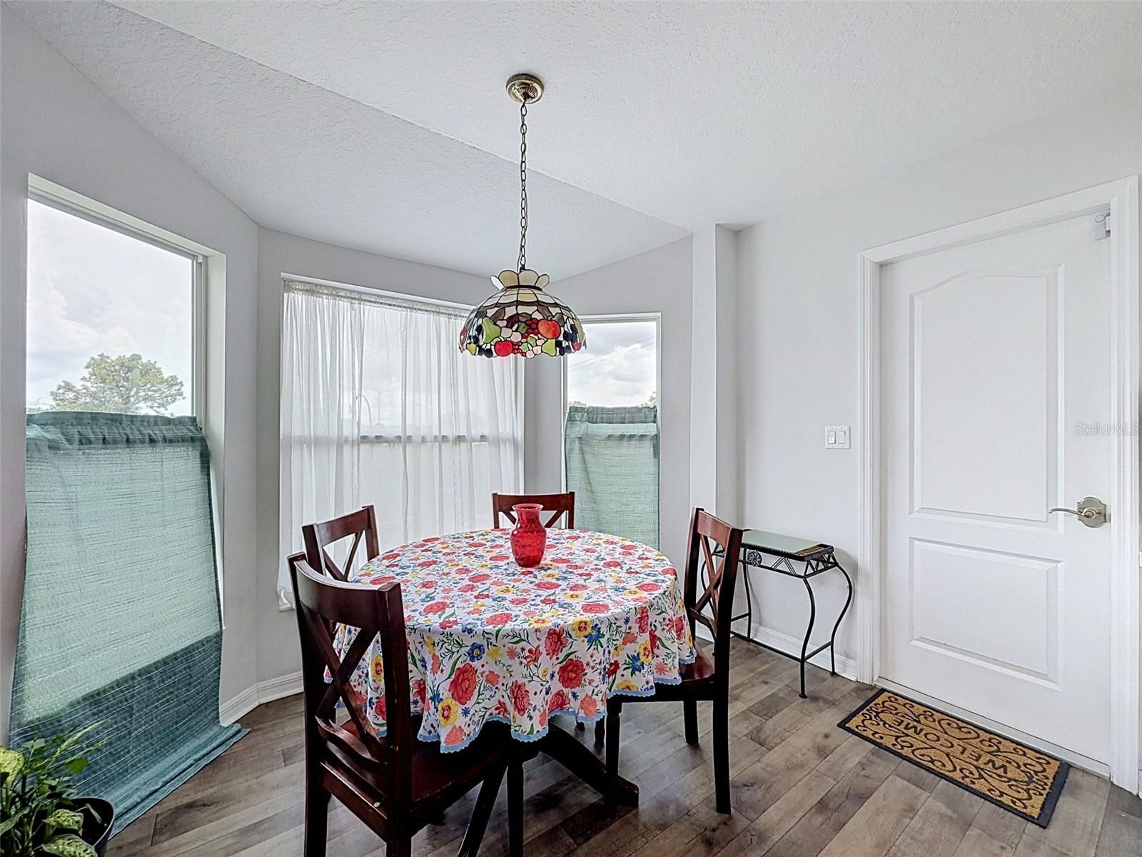 2404 Lema Dr Property Photo 30