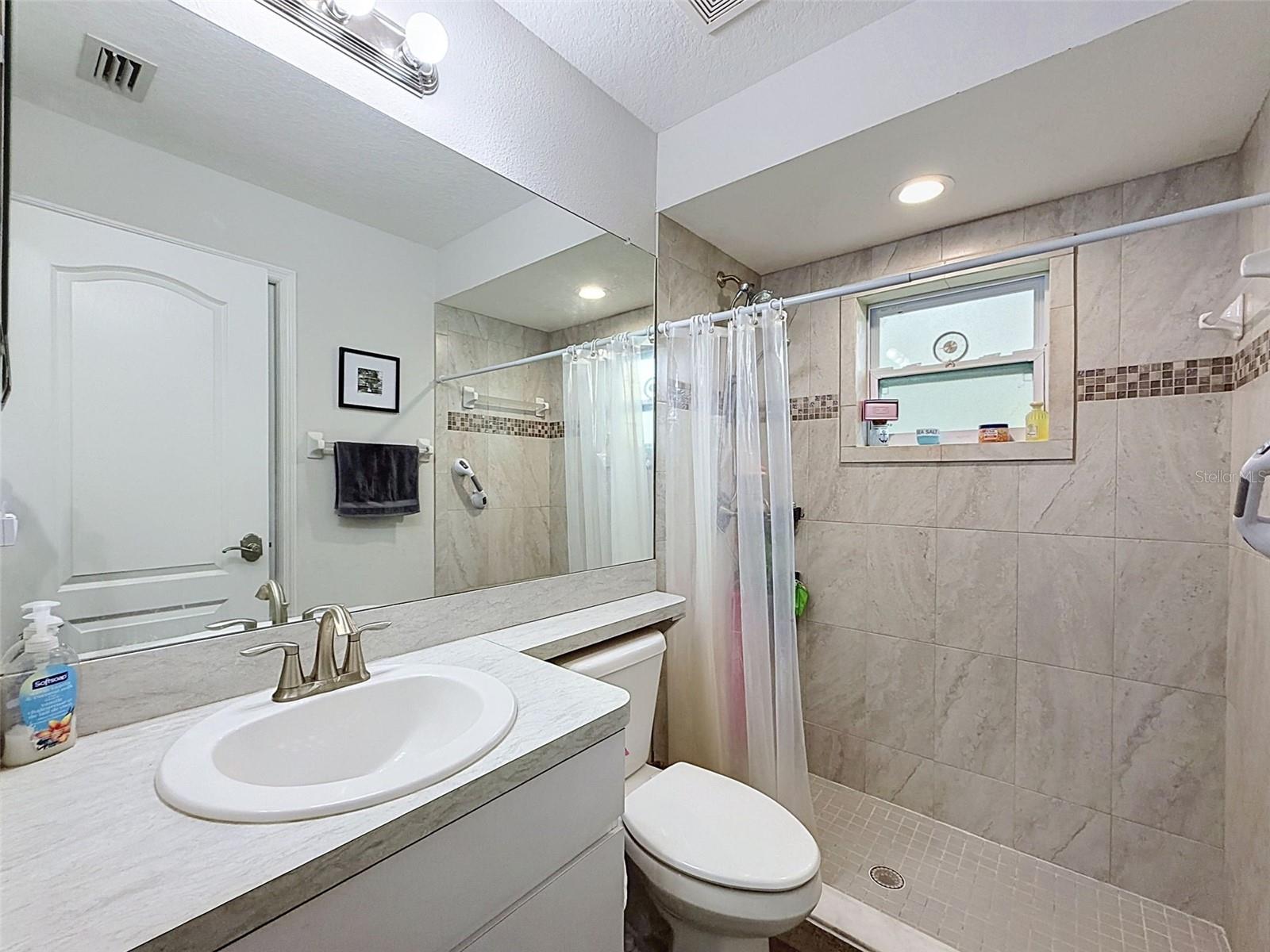 2404 Lema Dr Property Photo 35