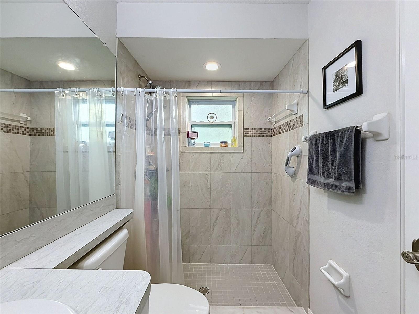 2404 Lema Dr Property Photo 36