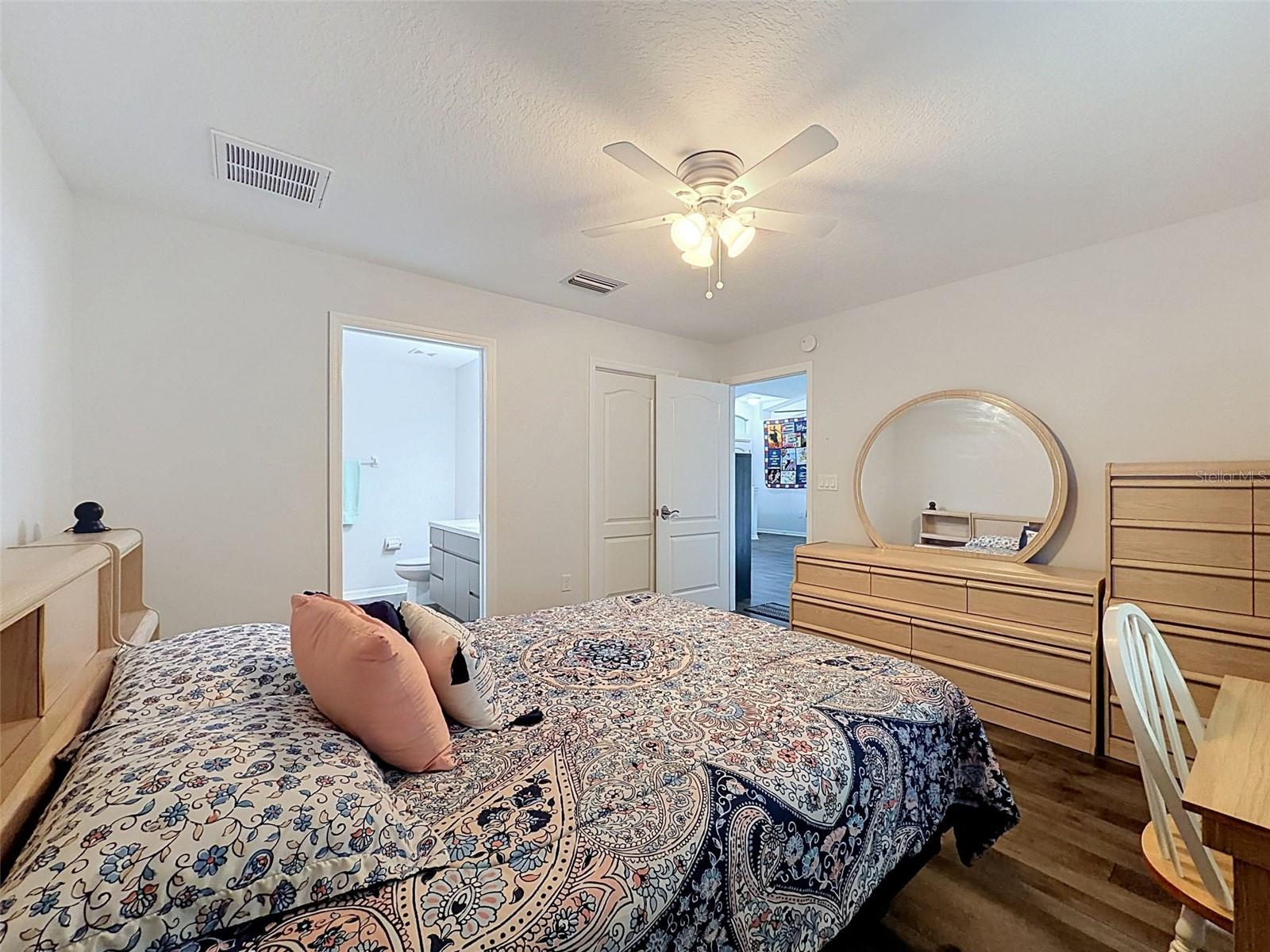 2404 Lema Dr Property Photo 40