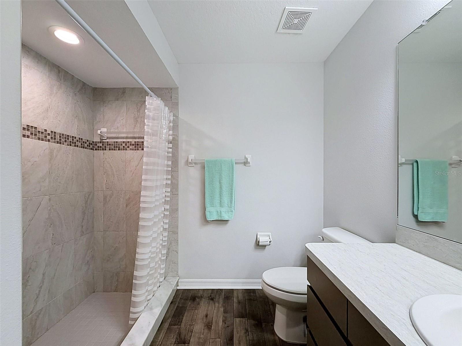 2404 Lema Dr Property Photo 42