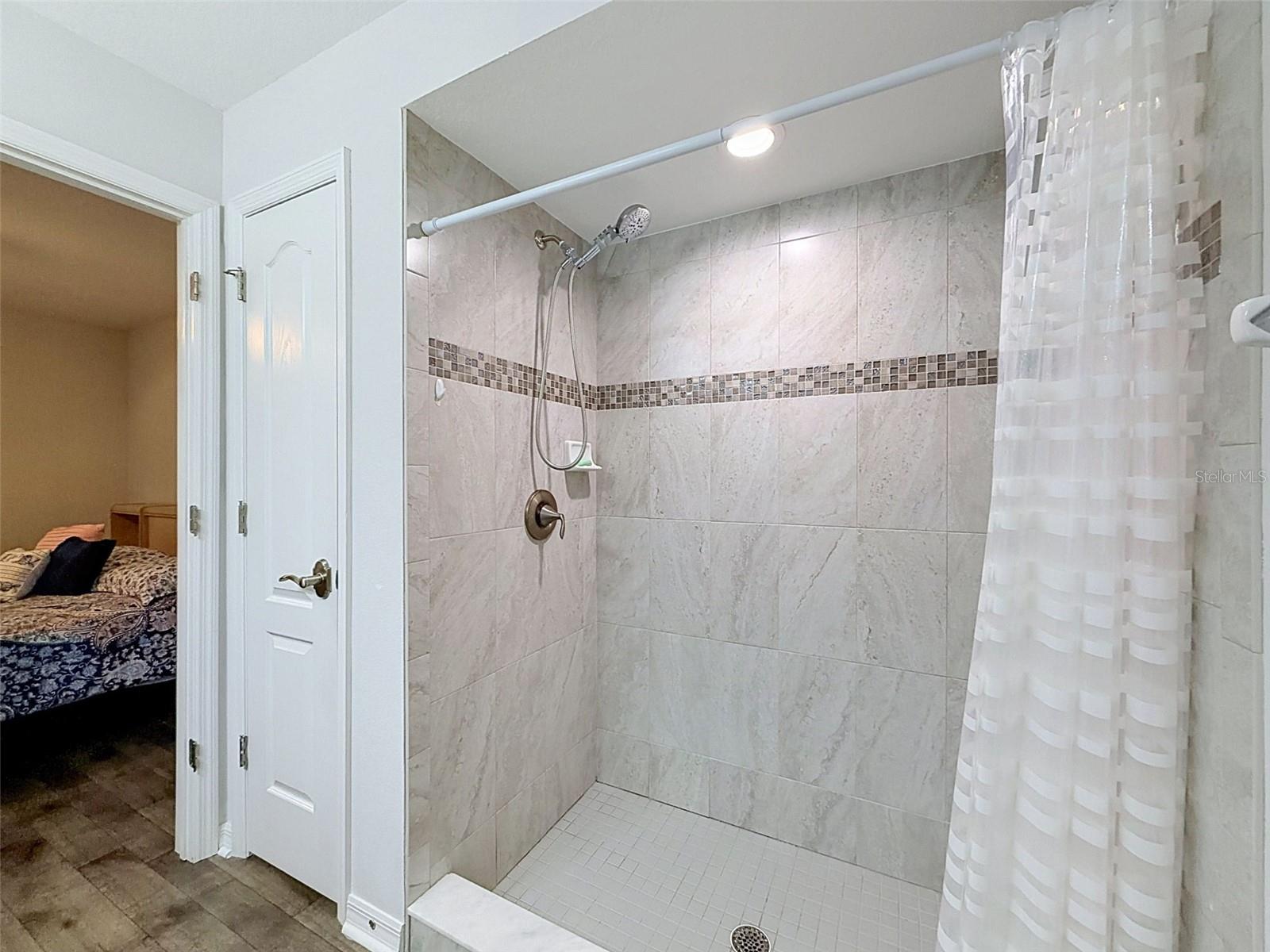 2404 Lema Dr Property Photo 43
