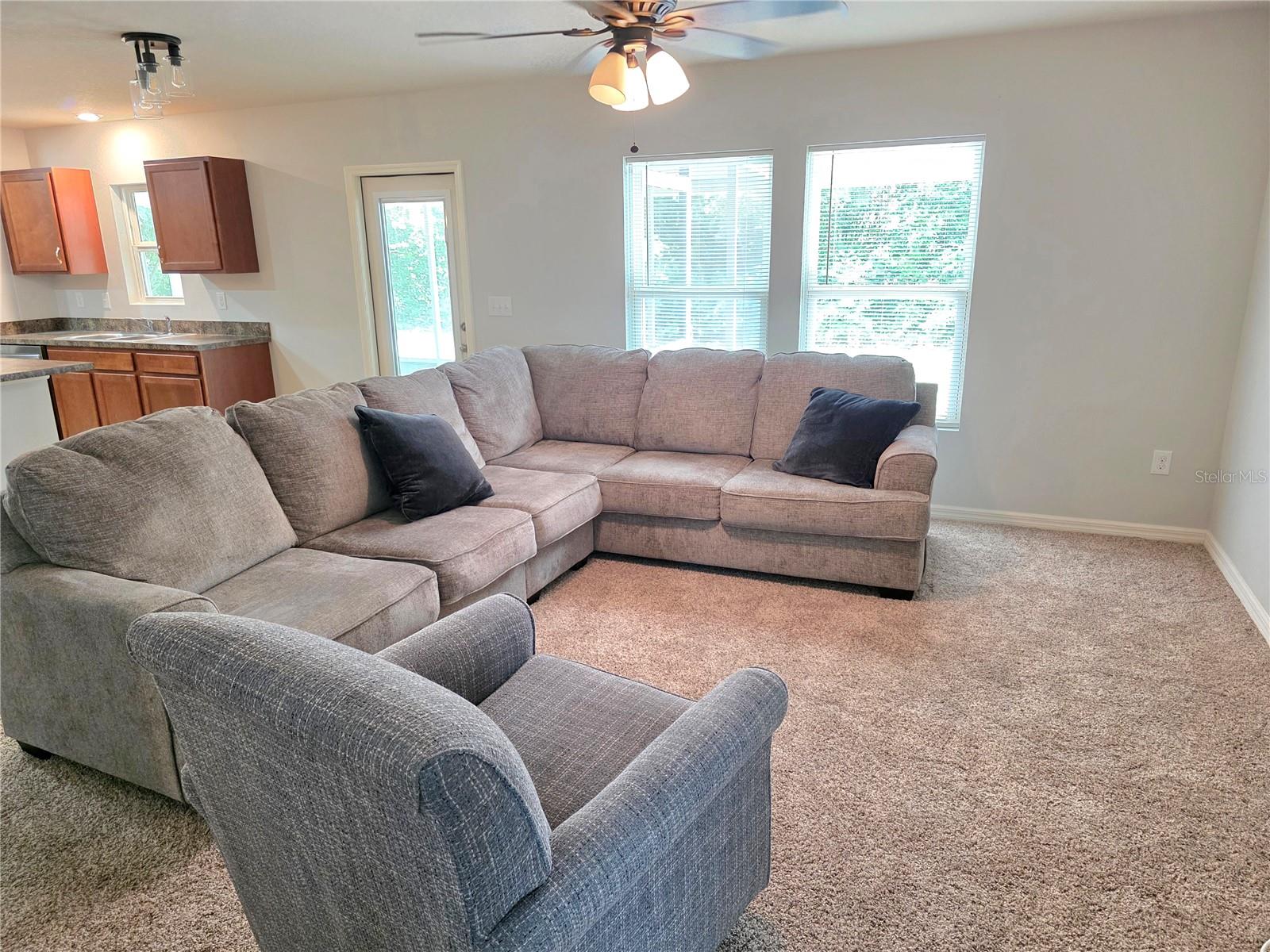 6210 Alderwood St Property Photo 9