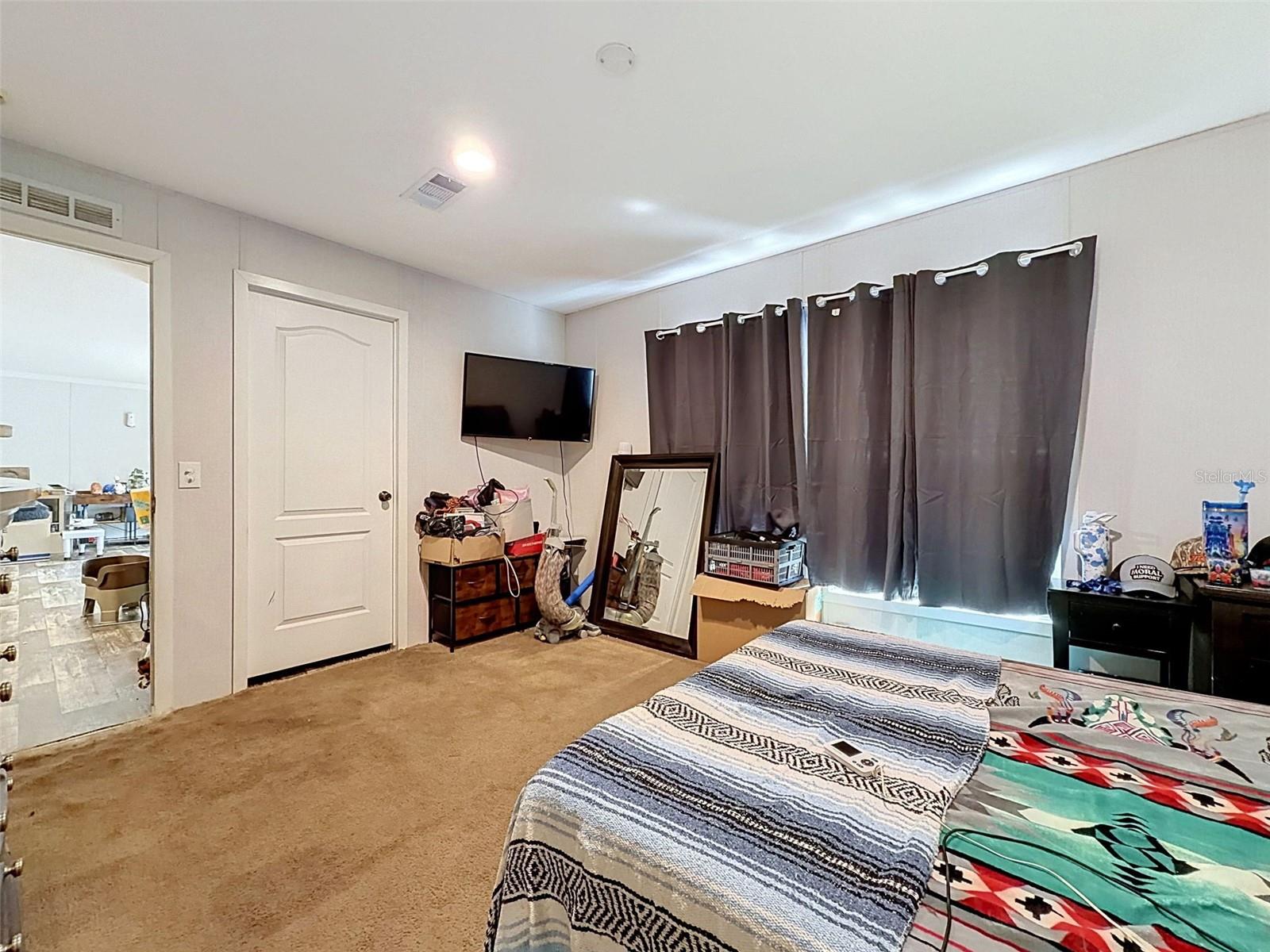 17721 Drayton St Property Photo 35
