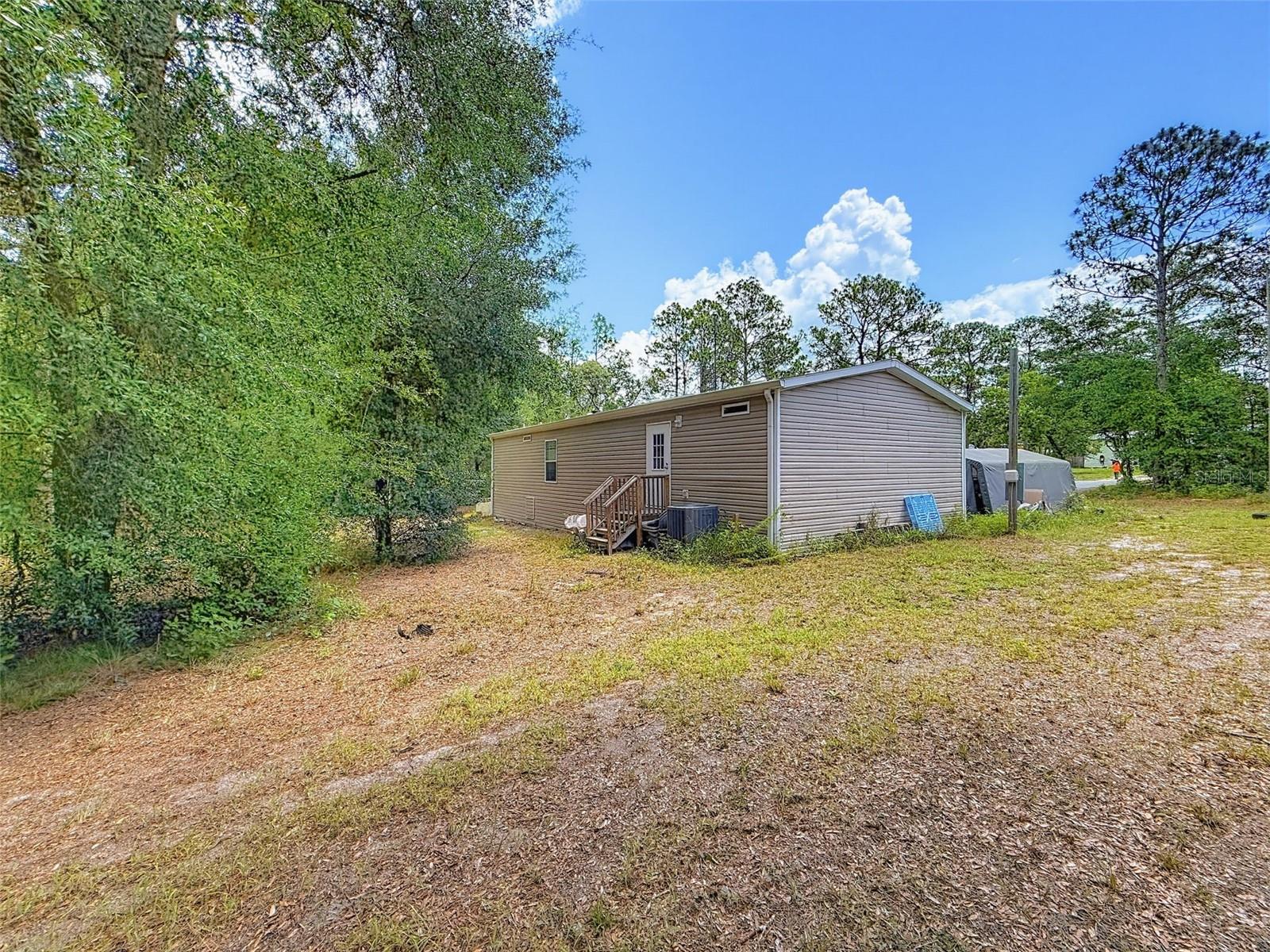17721 Drayton St Property Photo 42