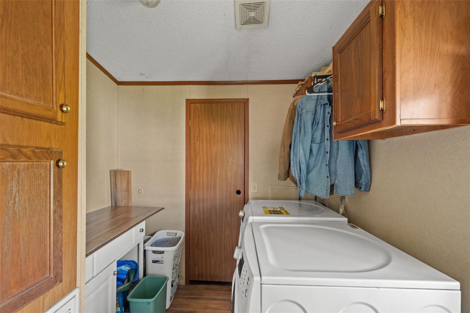 8512 Hamster Dr Property Photo 31