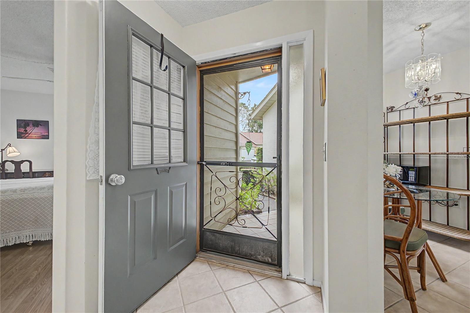 6591 Brambleleaf Dr Property Photo 6