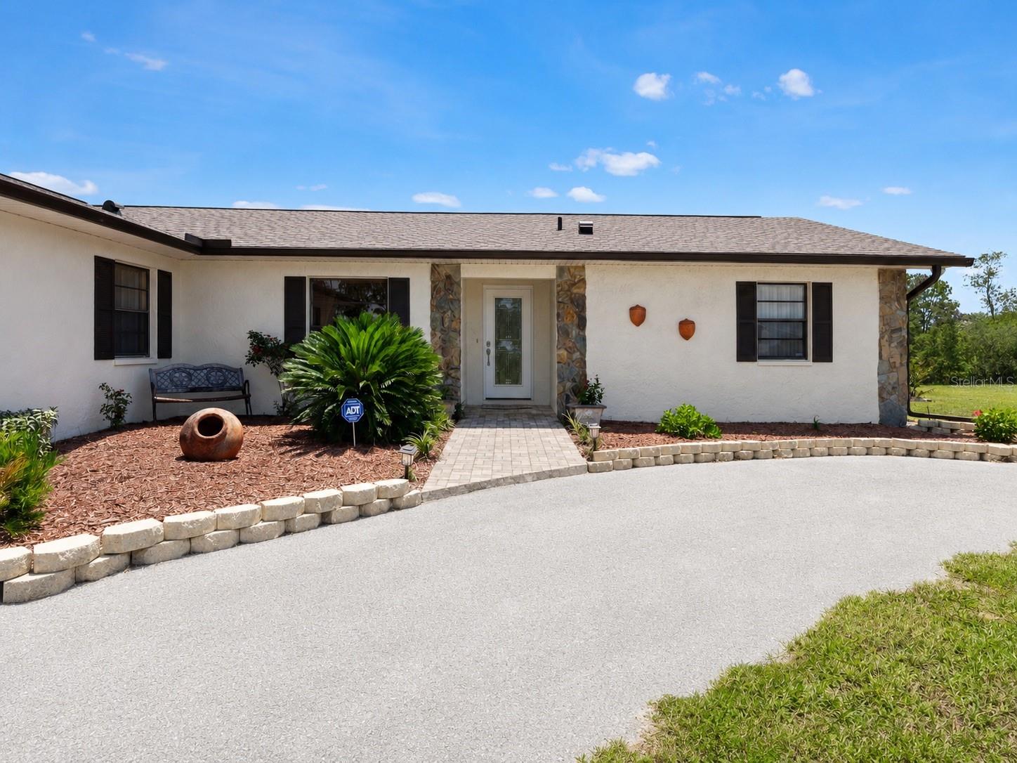 13260 Taylor St Property Photo 3