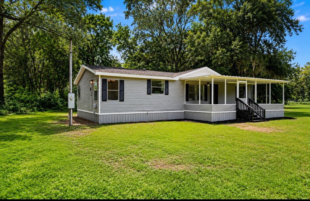 20645 Stewart Rd Property Photo