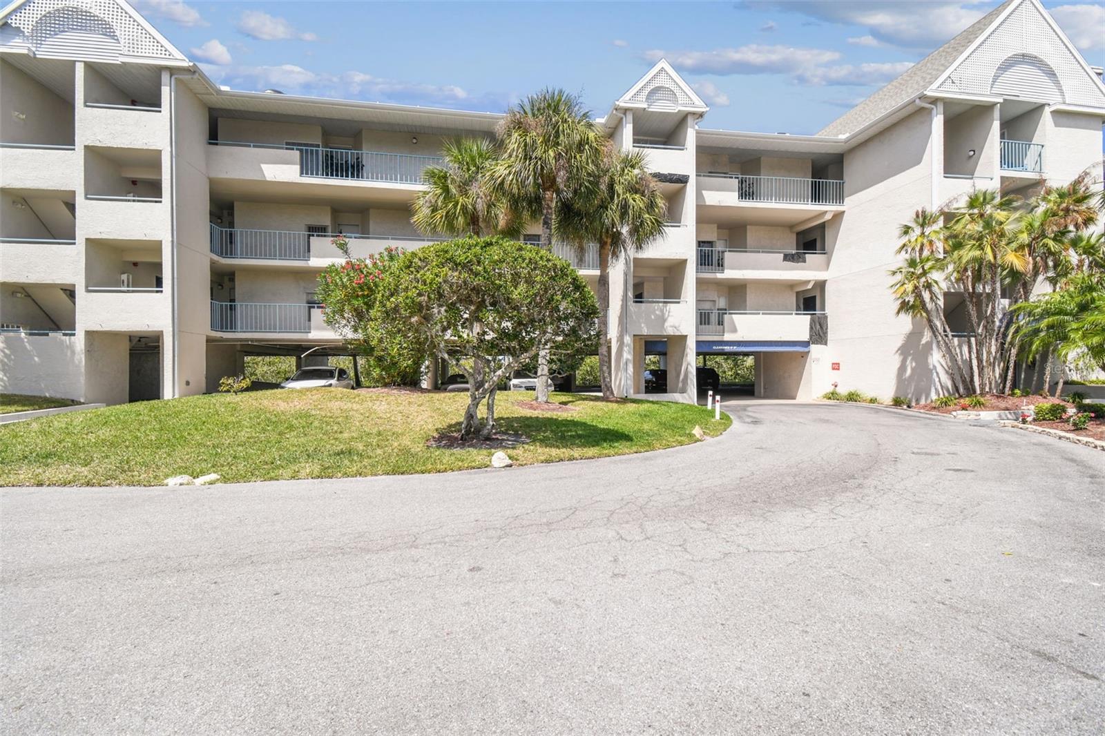 5537 Sea Forest Dr #301 Property Photo 3