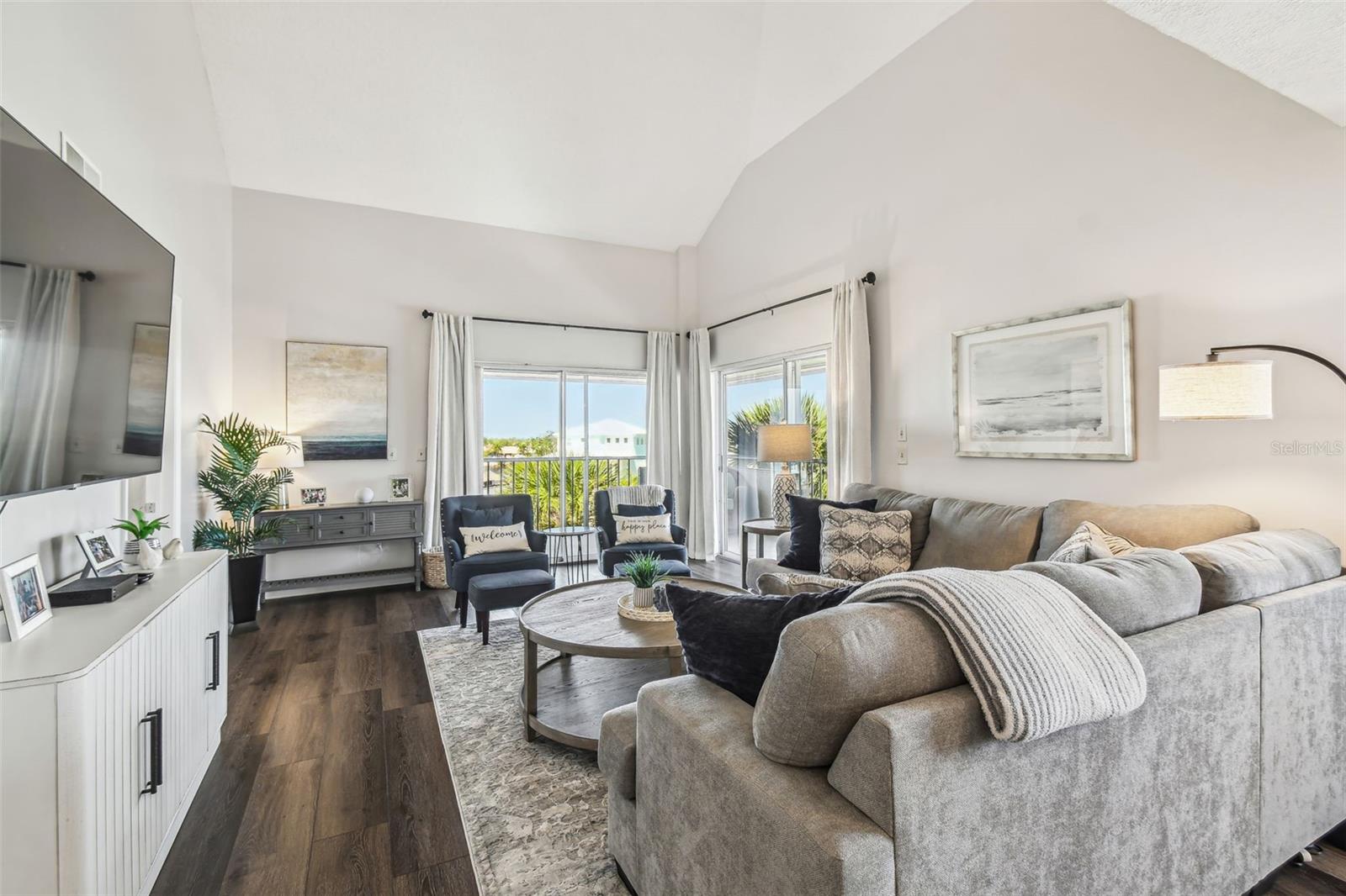 5537 Sea Forest Dr #301 Property Photo 15
