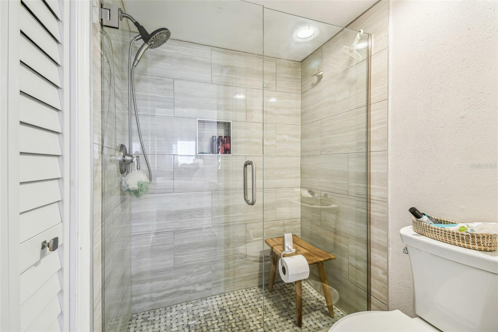 5537 Sea Forest Dr #301 Property Photo 26