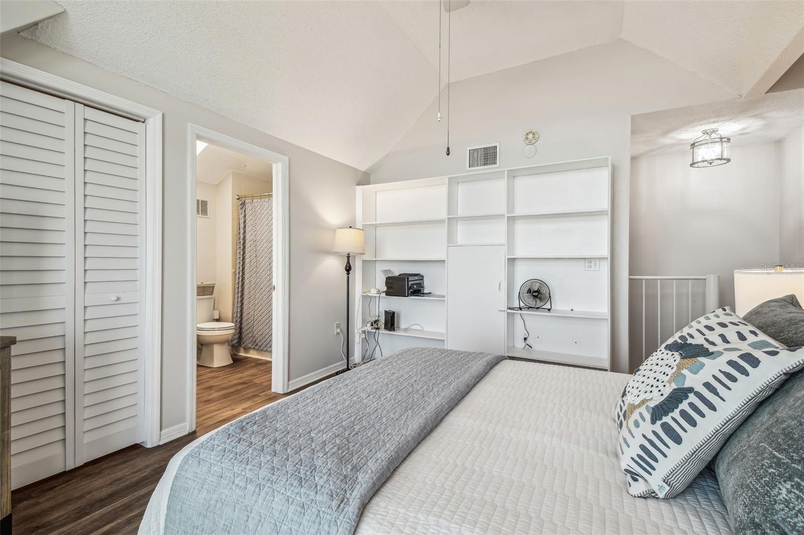 5537 Sea Forest Dr #301 Property Photo 31