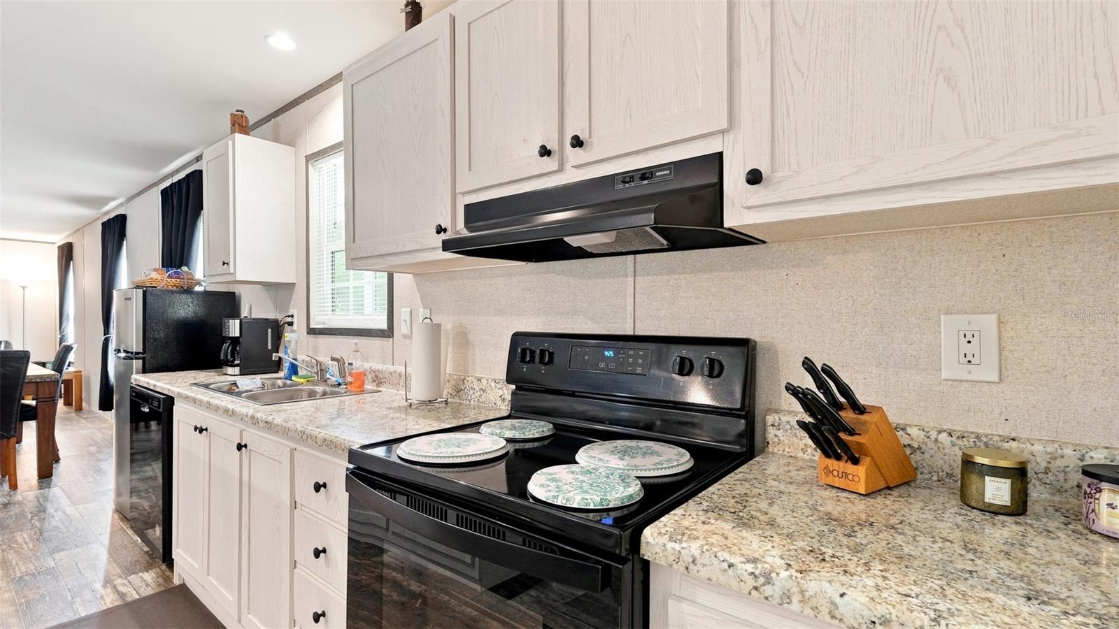 6988 N Palmer Way Property Photo 11