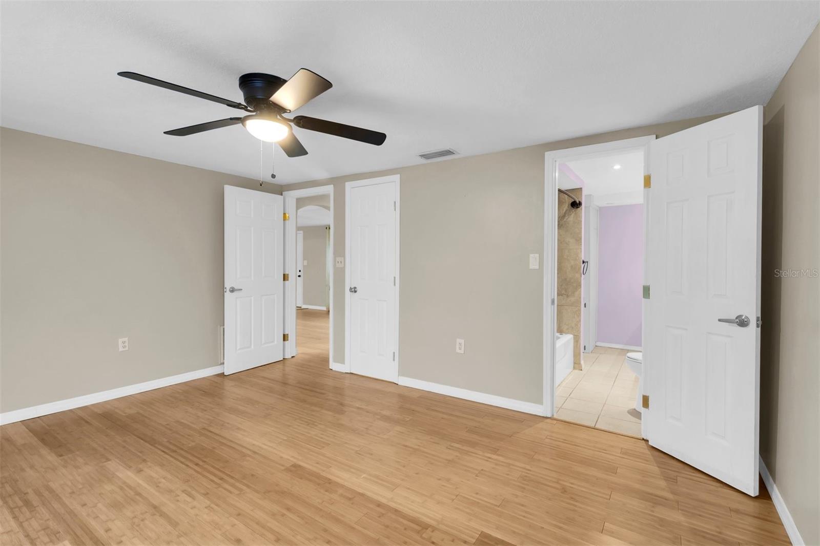 9203 Greenbriar Ln Property Photo 16