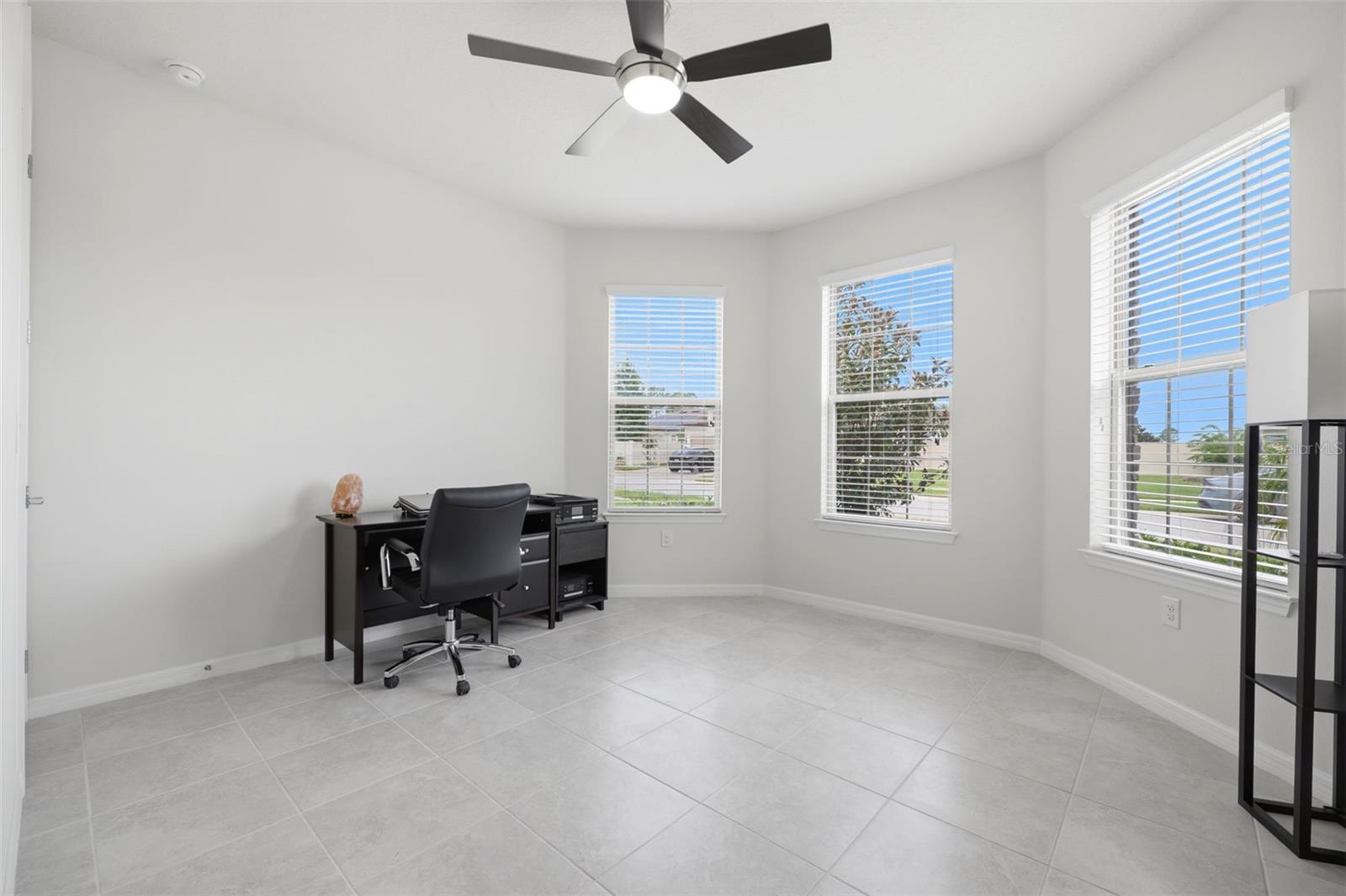 12929 Palapa Loop Property Photo 9