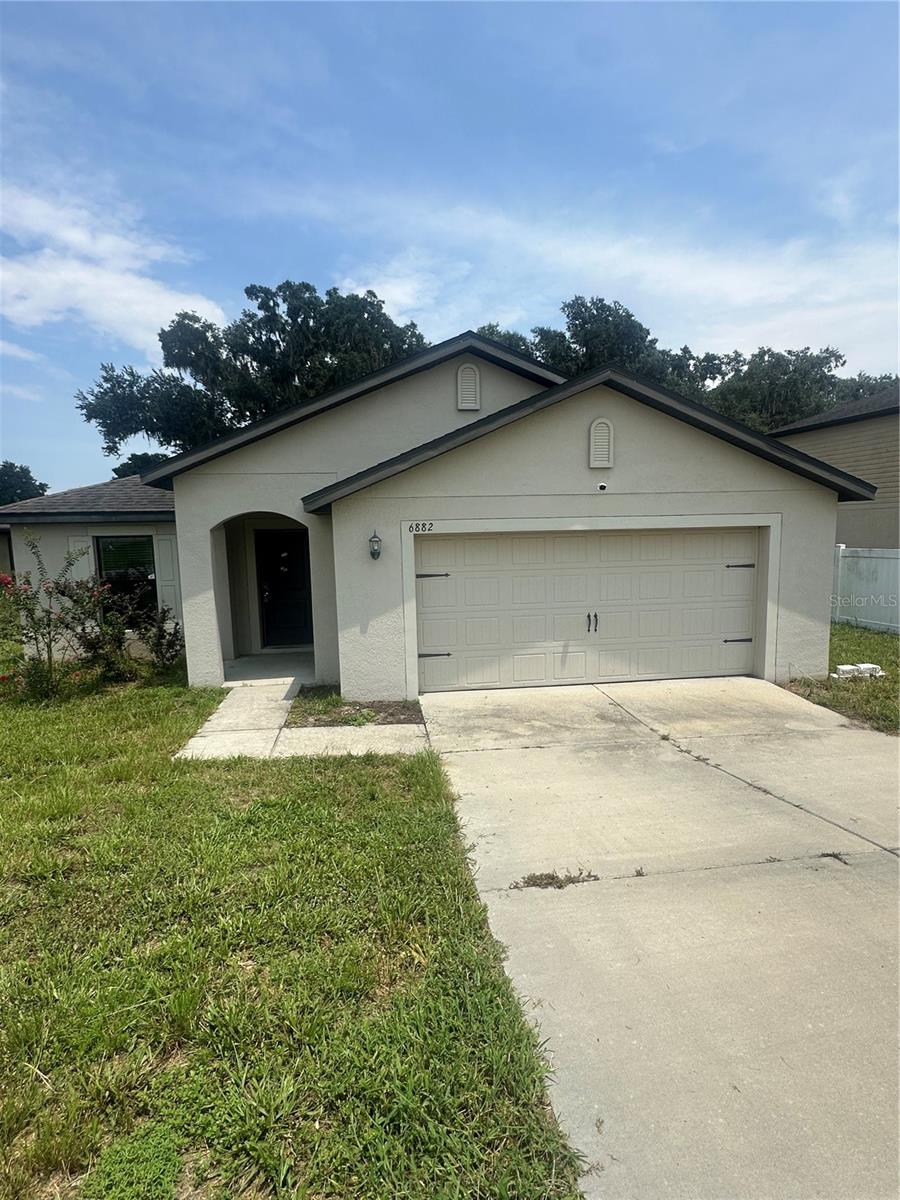 6882 Redbay Dr Property Photo 1