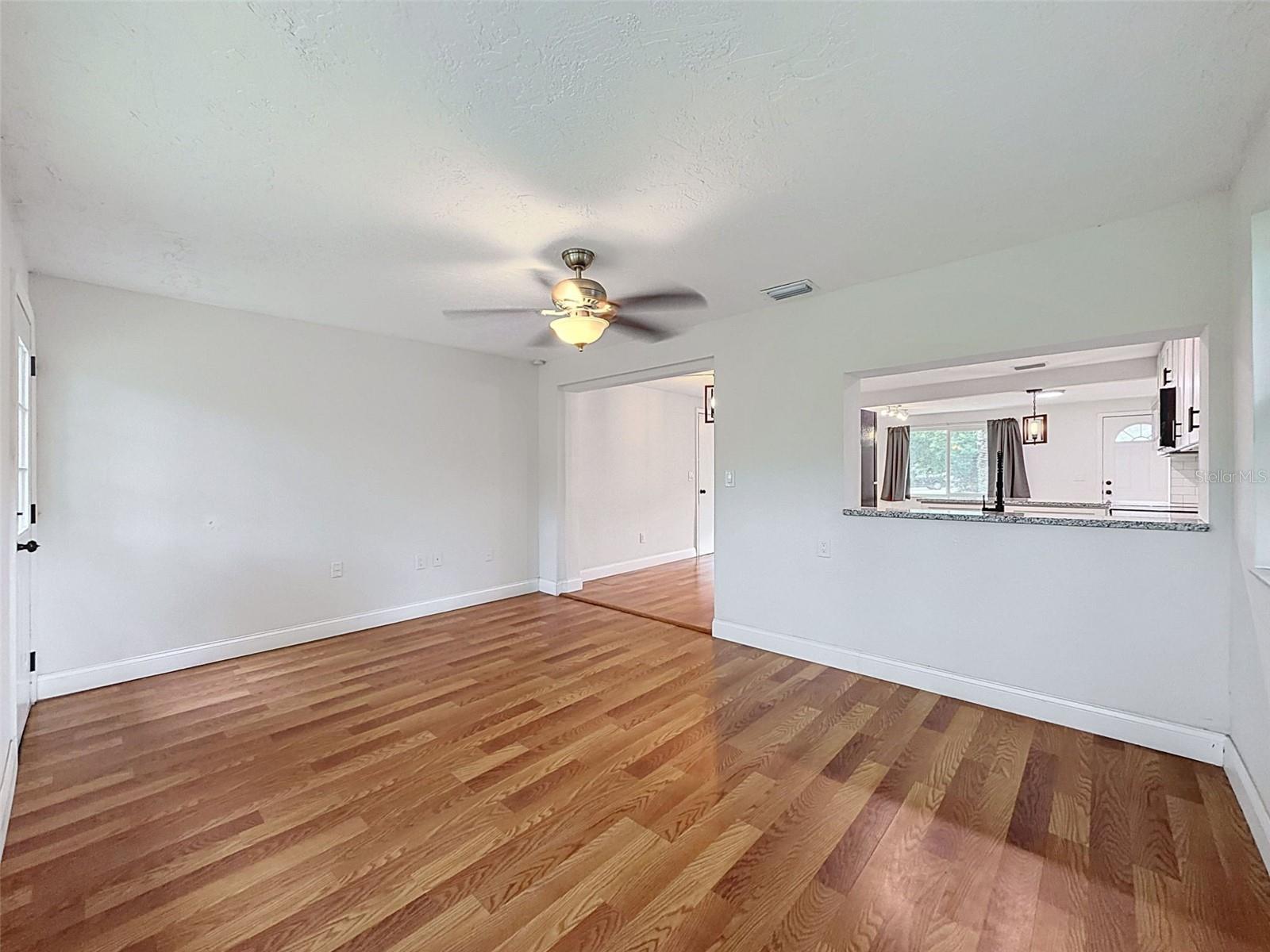 6845 Medlar Dr Property Photo 13