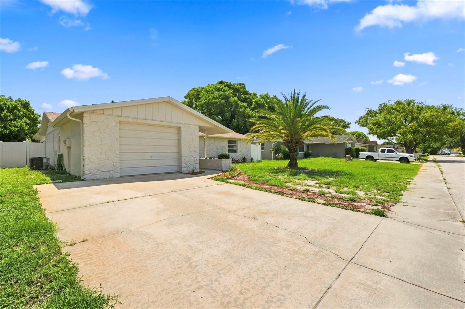 8936 Windsong Ln Property Photo 2