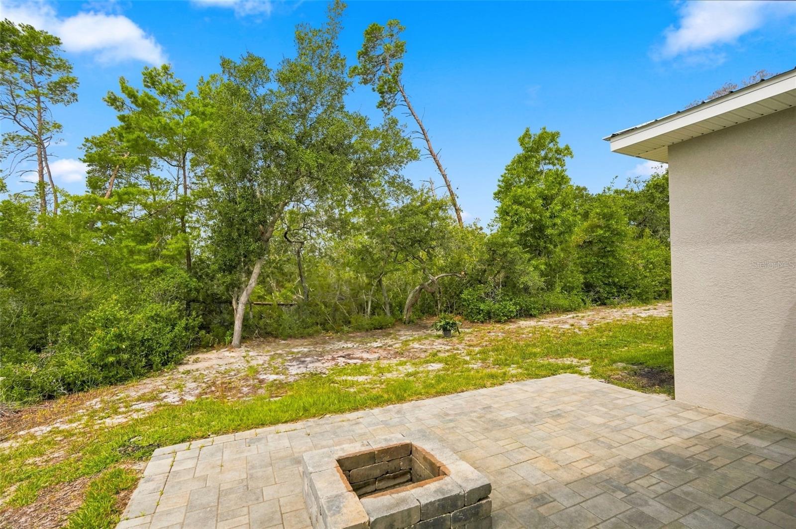 6454 Freeport Dr Property Photo 34
