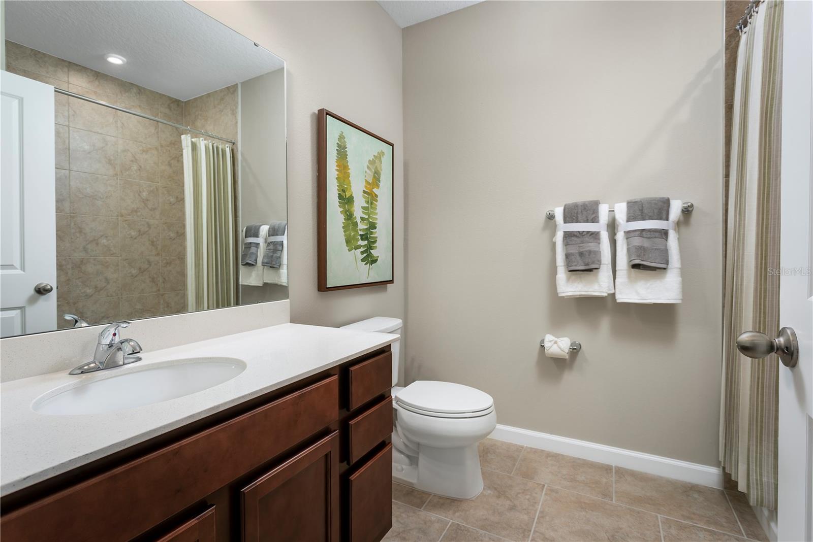 2252 Labrador Loop Property Photo 15