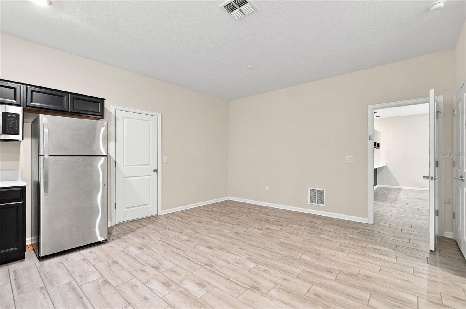 139 Pershing St Property Photo 13