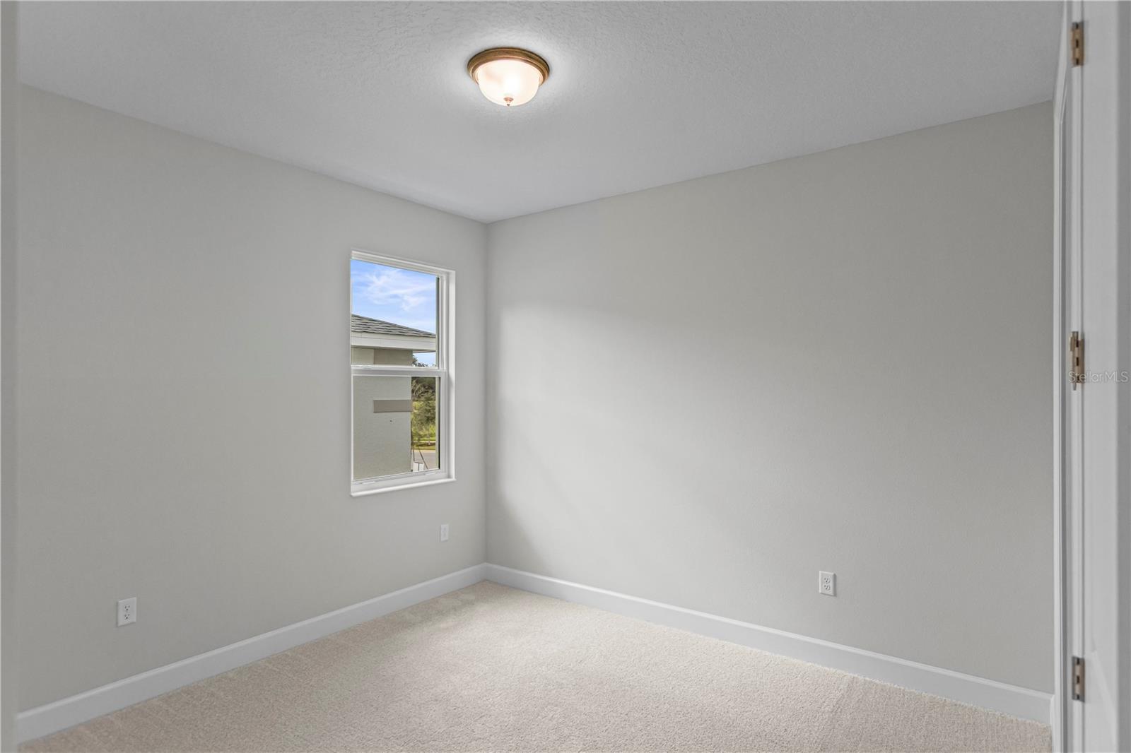 956 Club Cresswind Dr Property Photo 22