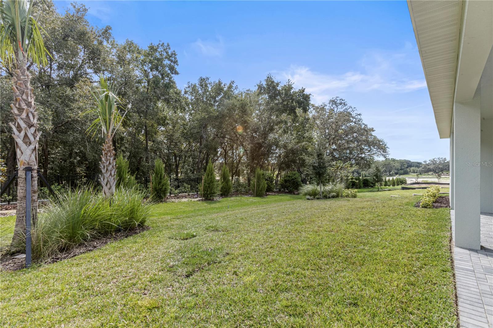 956 Club Cresswind Dr Property Photo 31