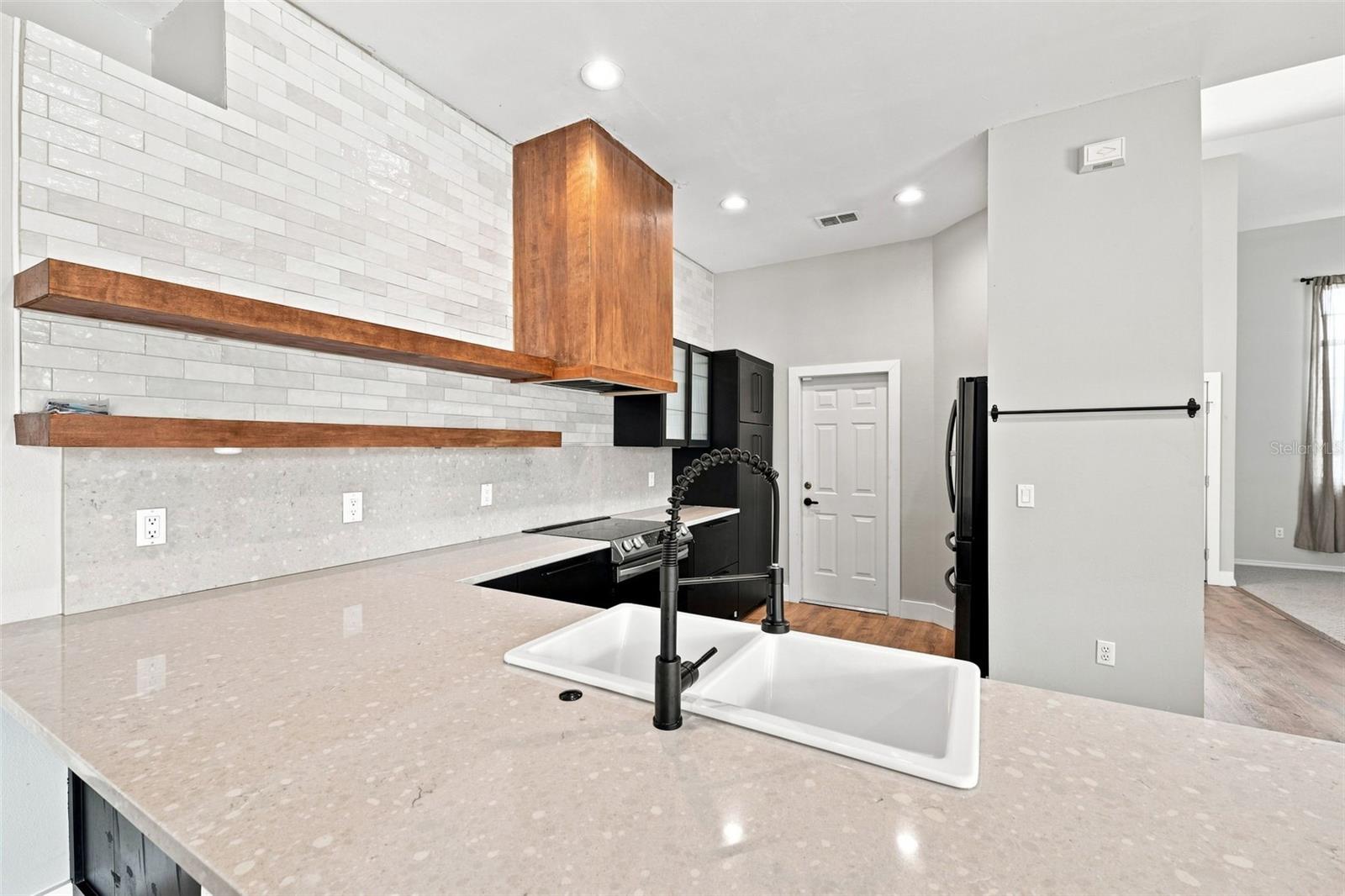7258 Aloe Dr Property Photo 14