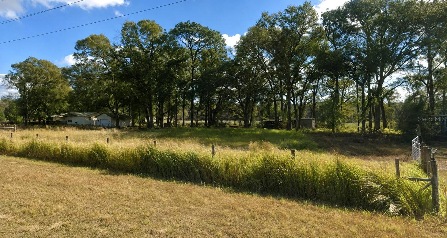 25256 Richbarn Rd Property Photo 4