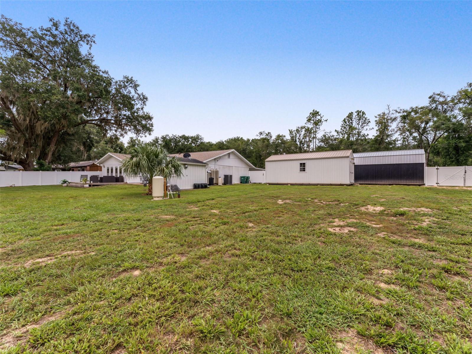4101 E Gloria Dr Property Photo 54