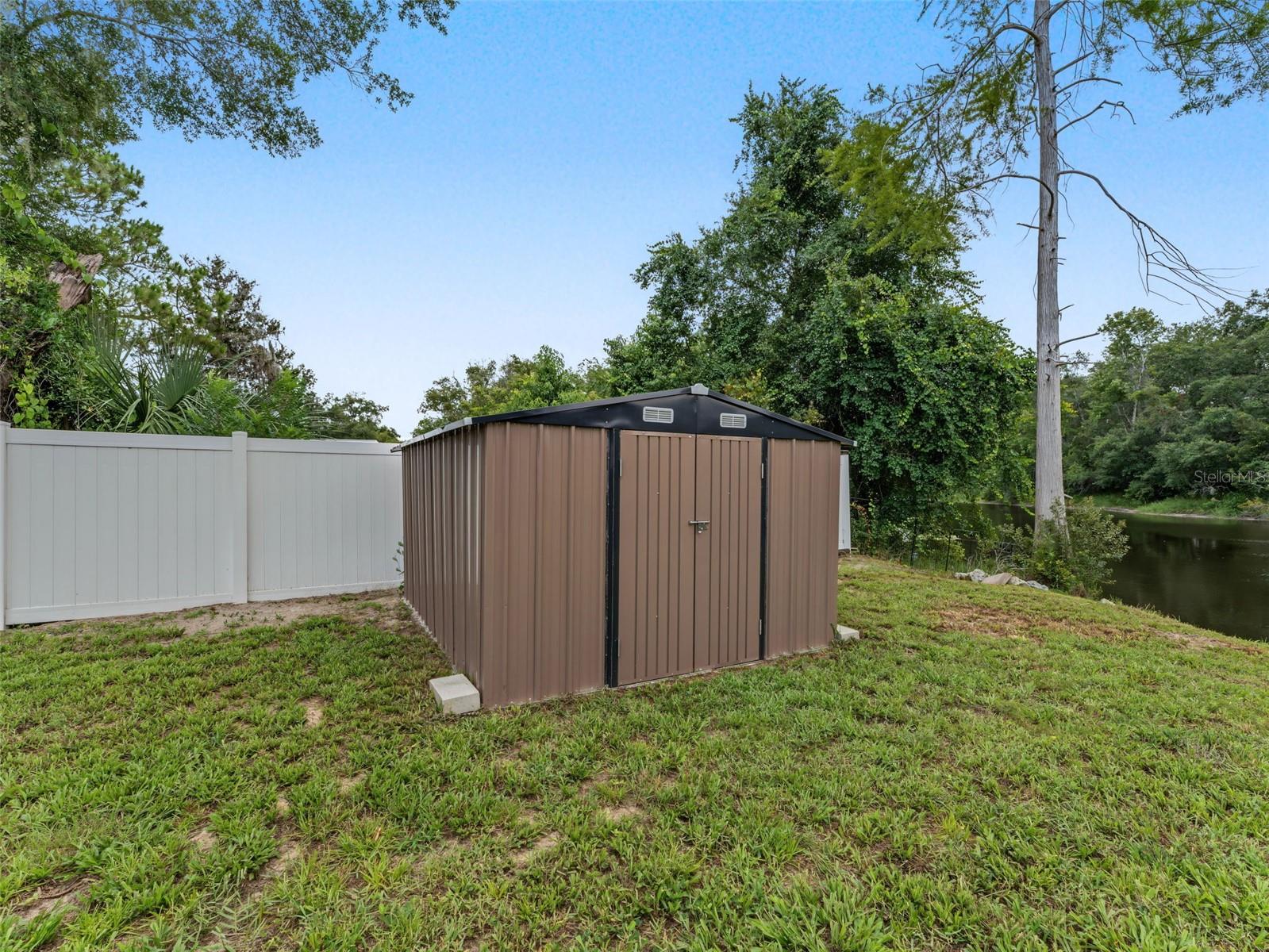 4101 E Gloria Dr Property Photo 59