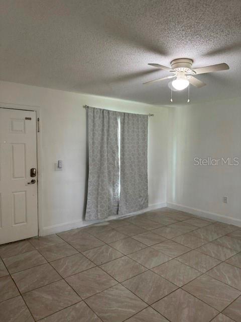 27127 Fernery Ave Property Photo 14