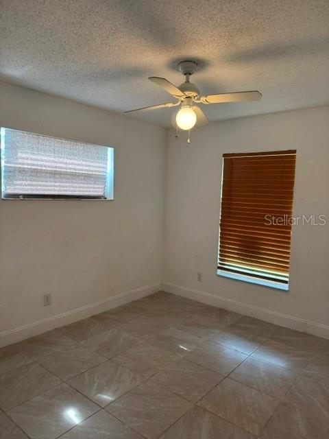 27127 Fernery Ave Property Photo 17