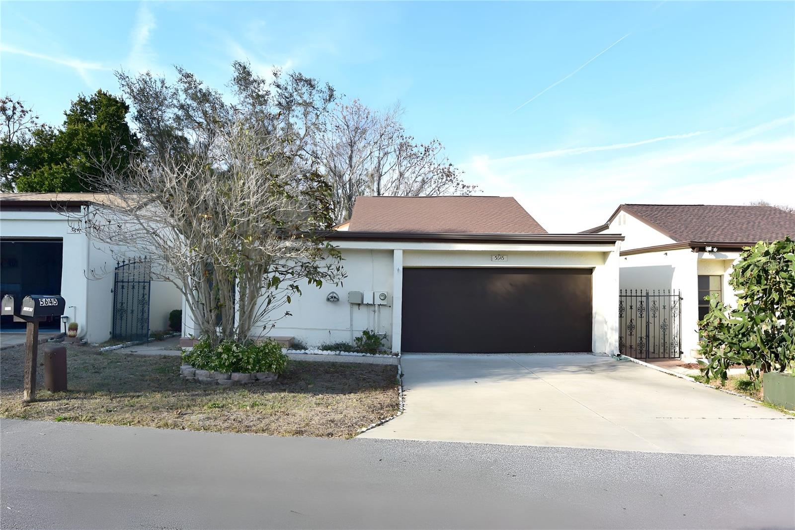 5645 Hamilton Harbor Dr Property Photo 1