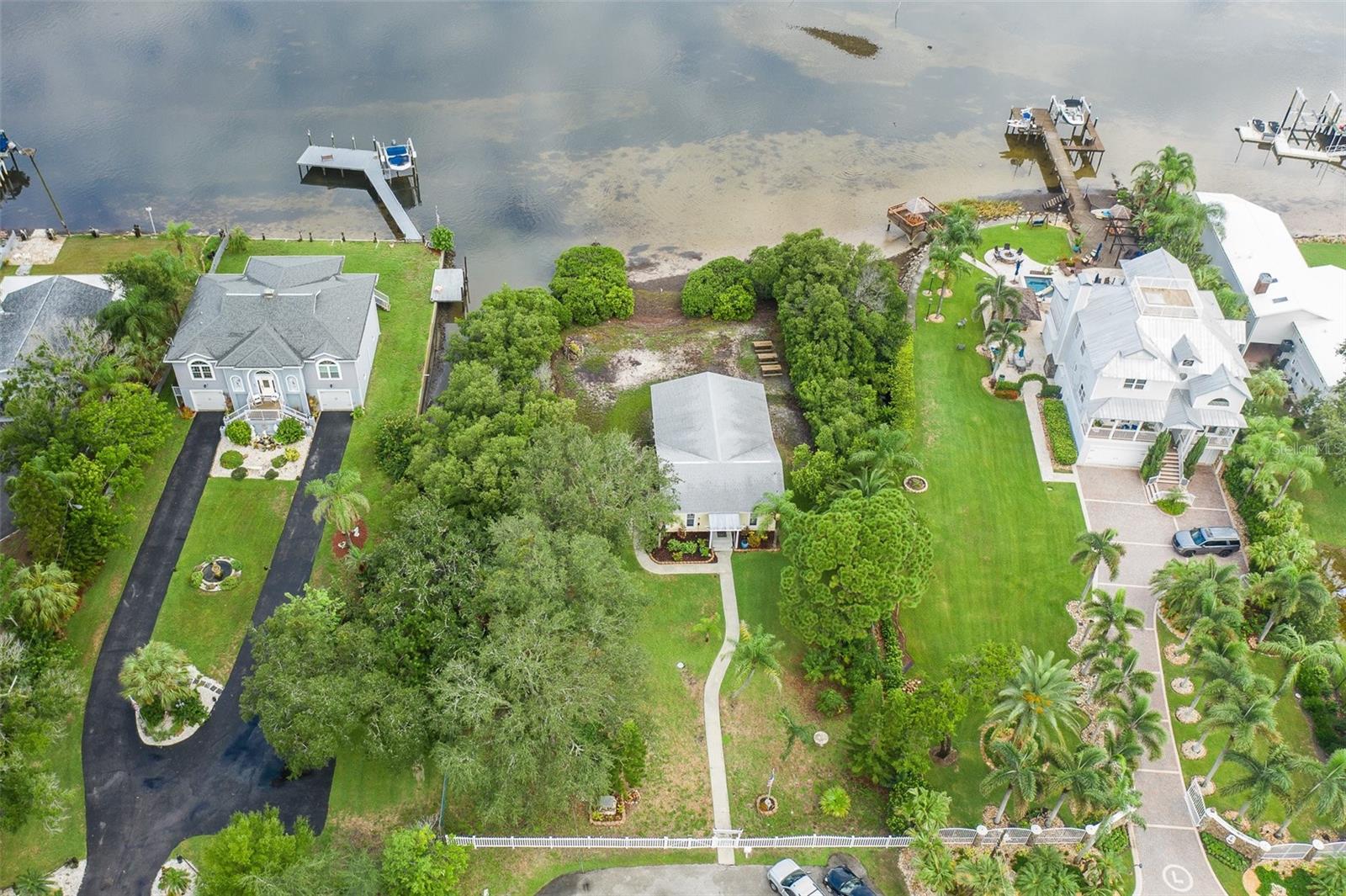 2030 Gulfview Dr Property Photo 13