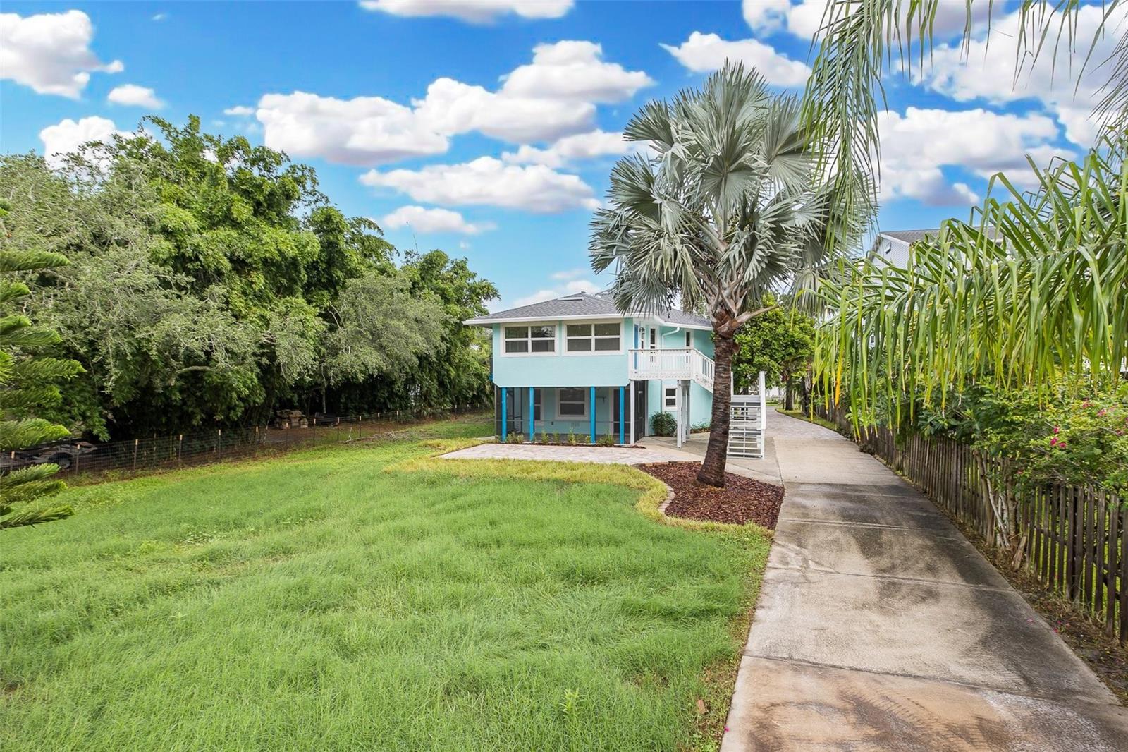 2030 Gulfview Dr Property Photo 22