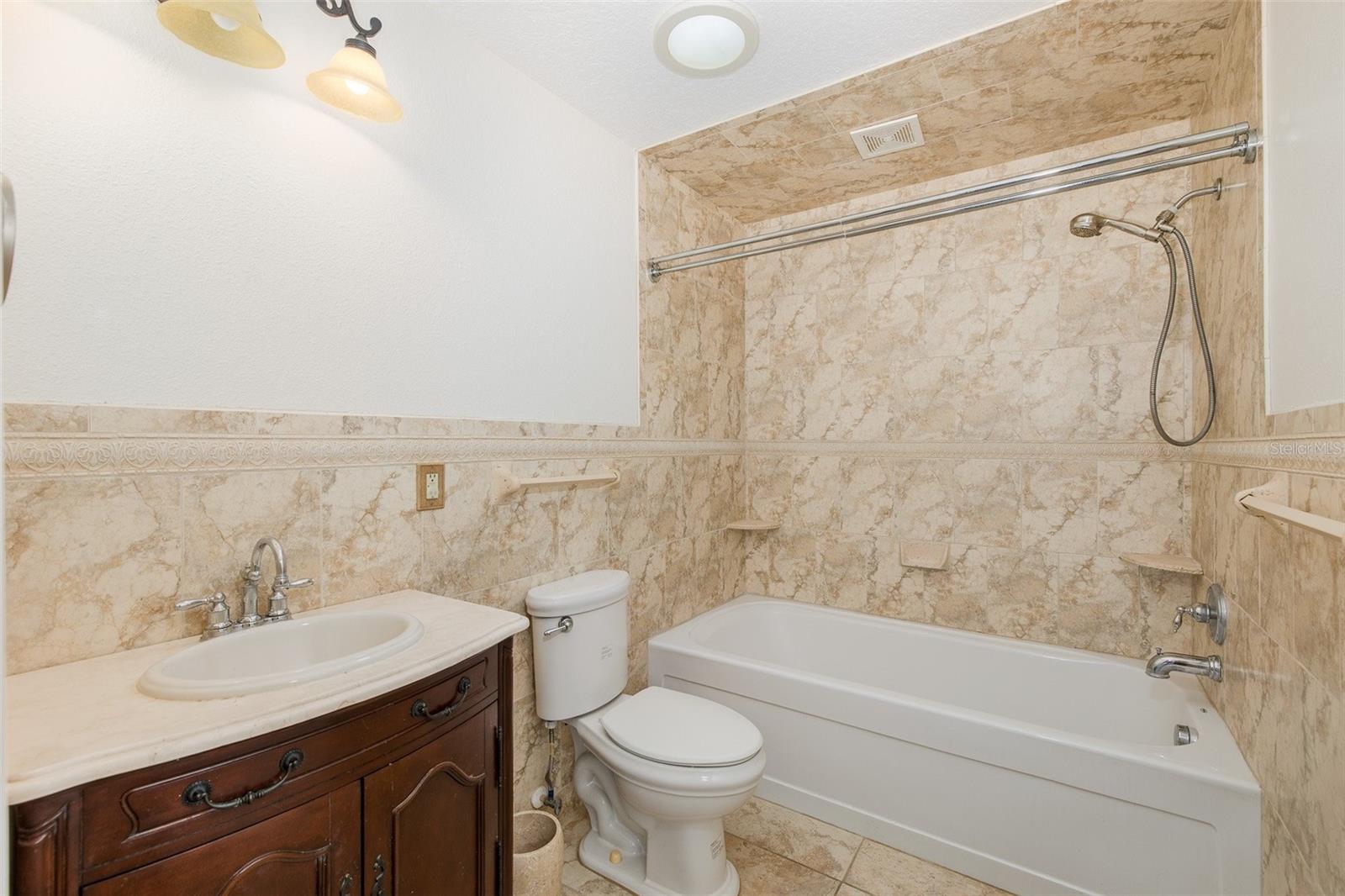 2030 Gulfview Dr Property Photo 40