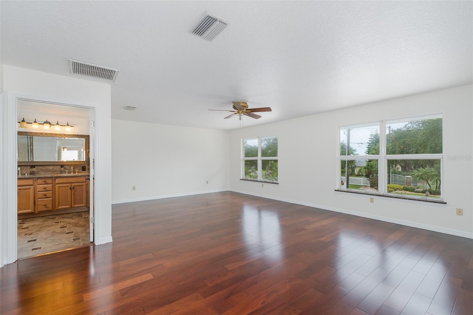 2030 Gulfview Dr Property Photo 53