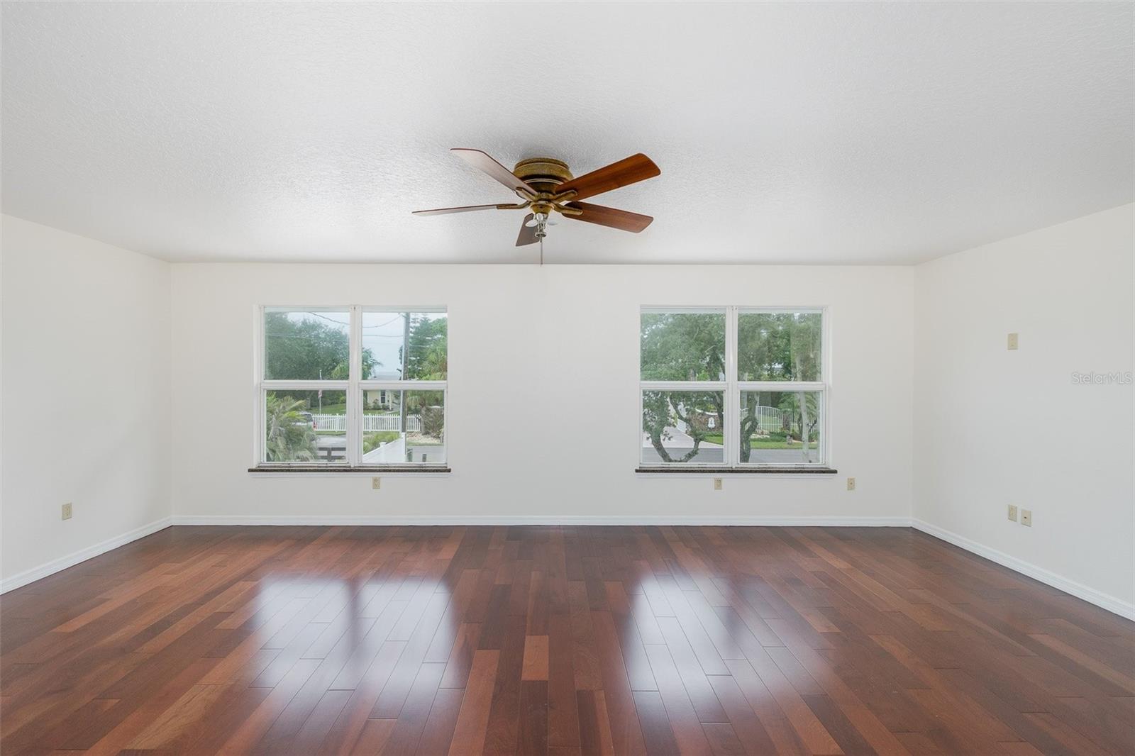 2030 Gulfview Dr Property Photo 55