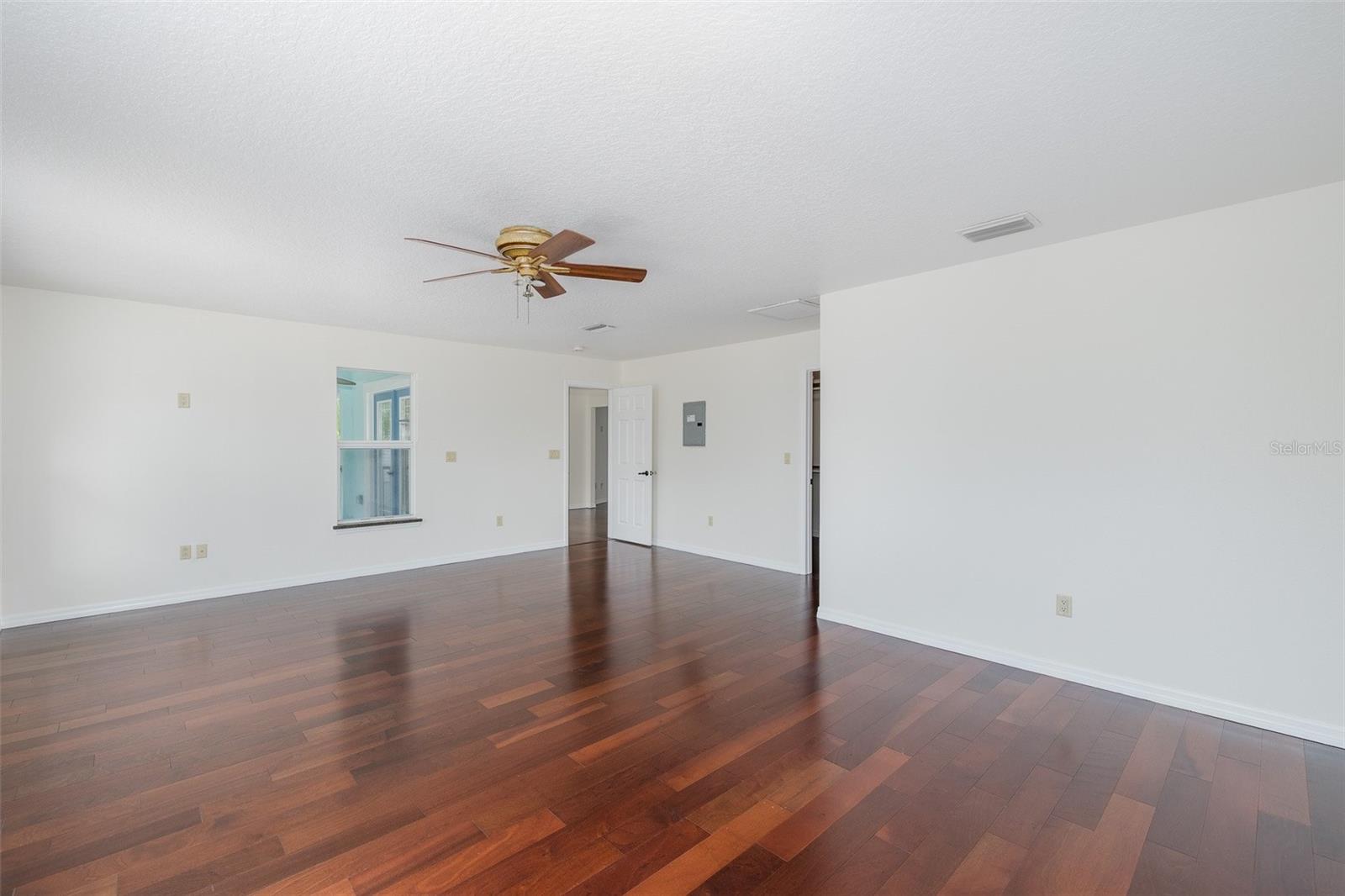 2030 Gulfview Dr Property Photo 59