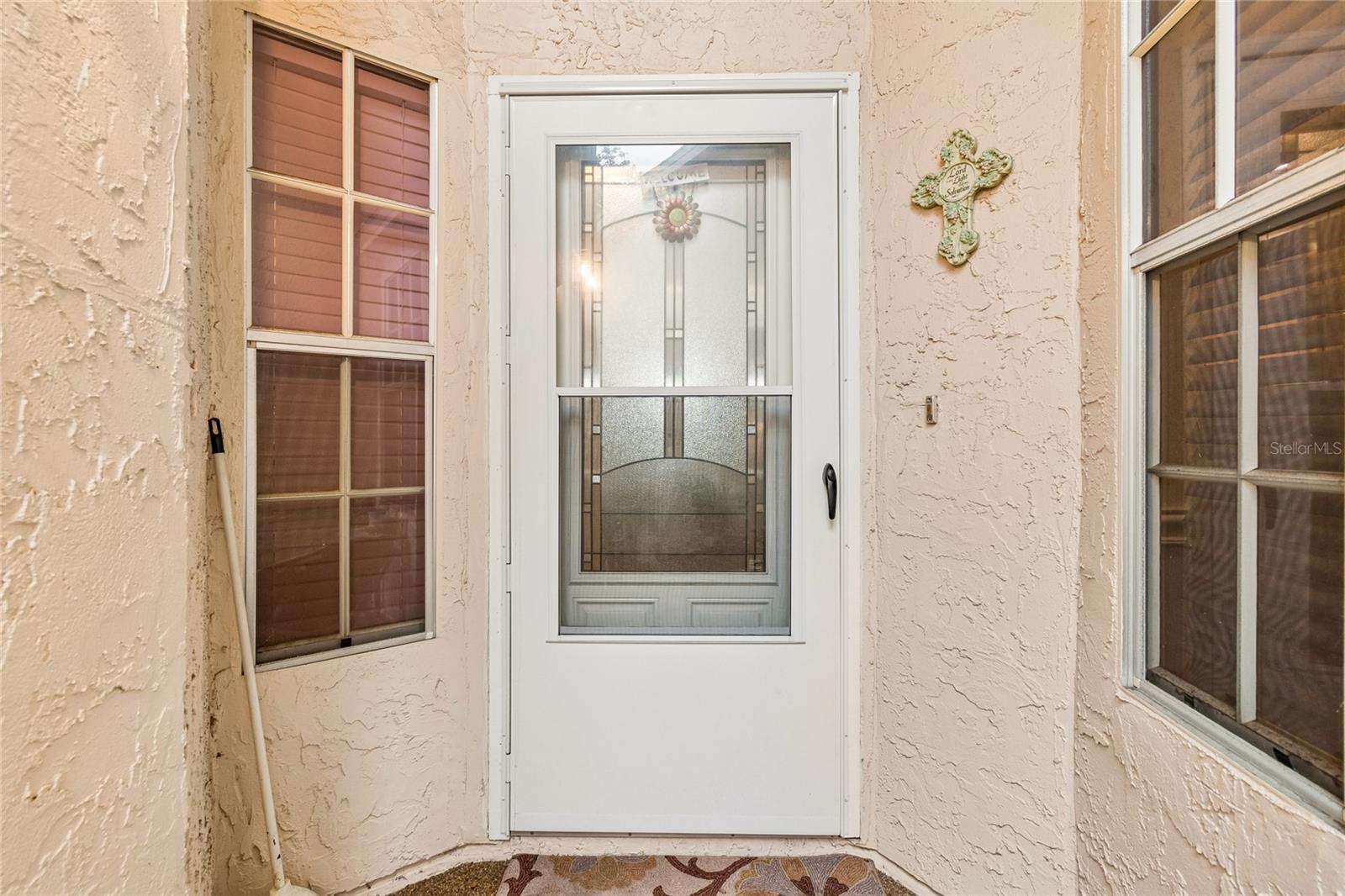 11512 Versailles Ln #11512 Property Photo 8