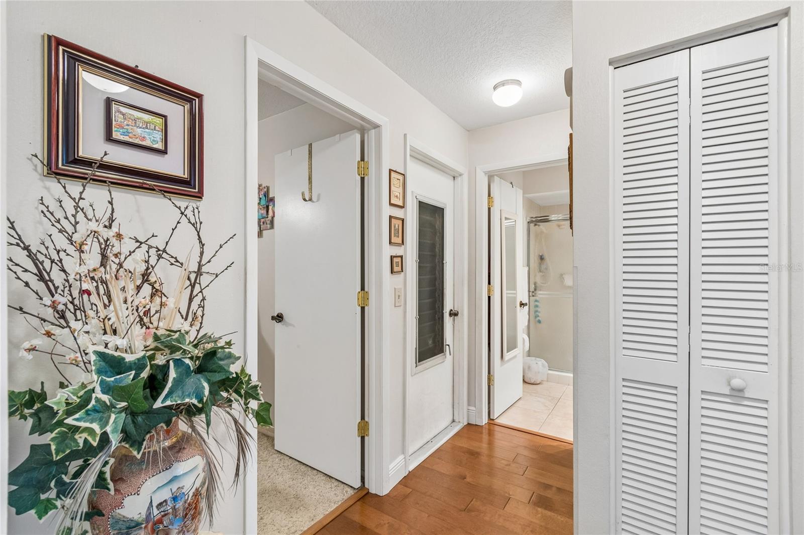 11512 Versailles Ln #11512 Property Photo 28