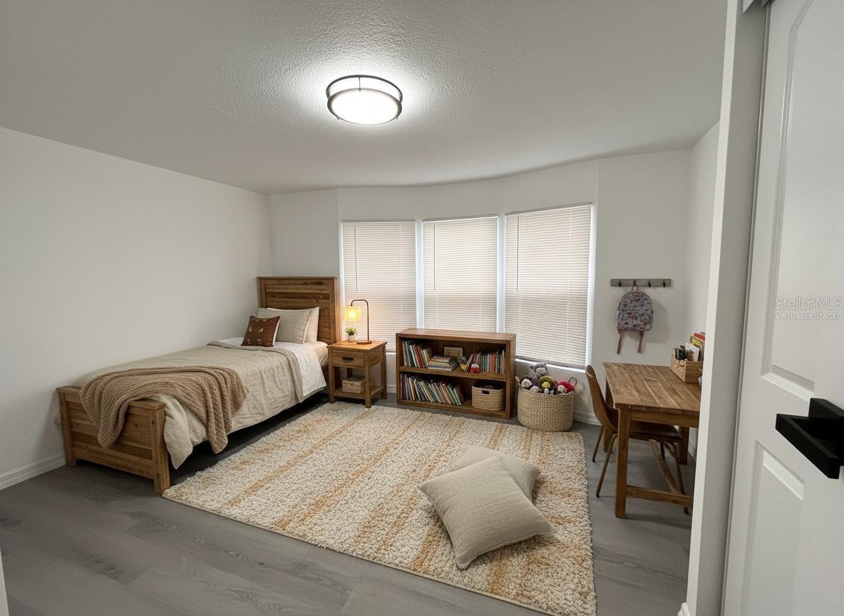 9860 Golden Loop Property Photo 15