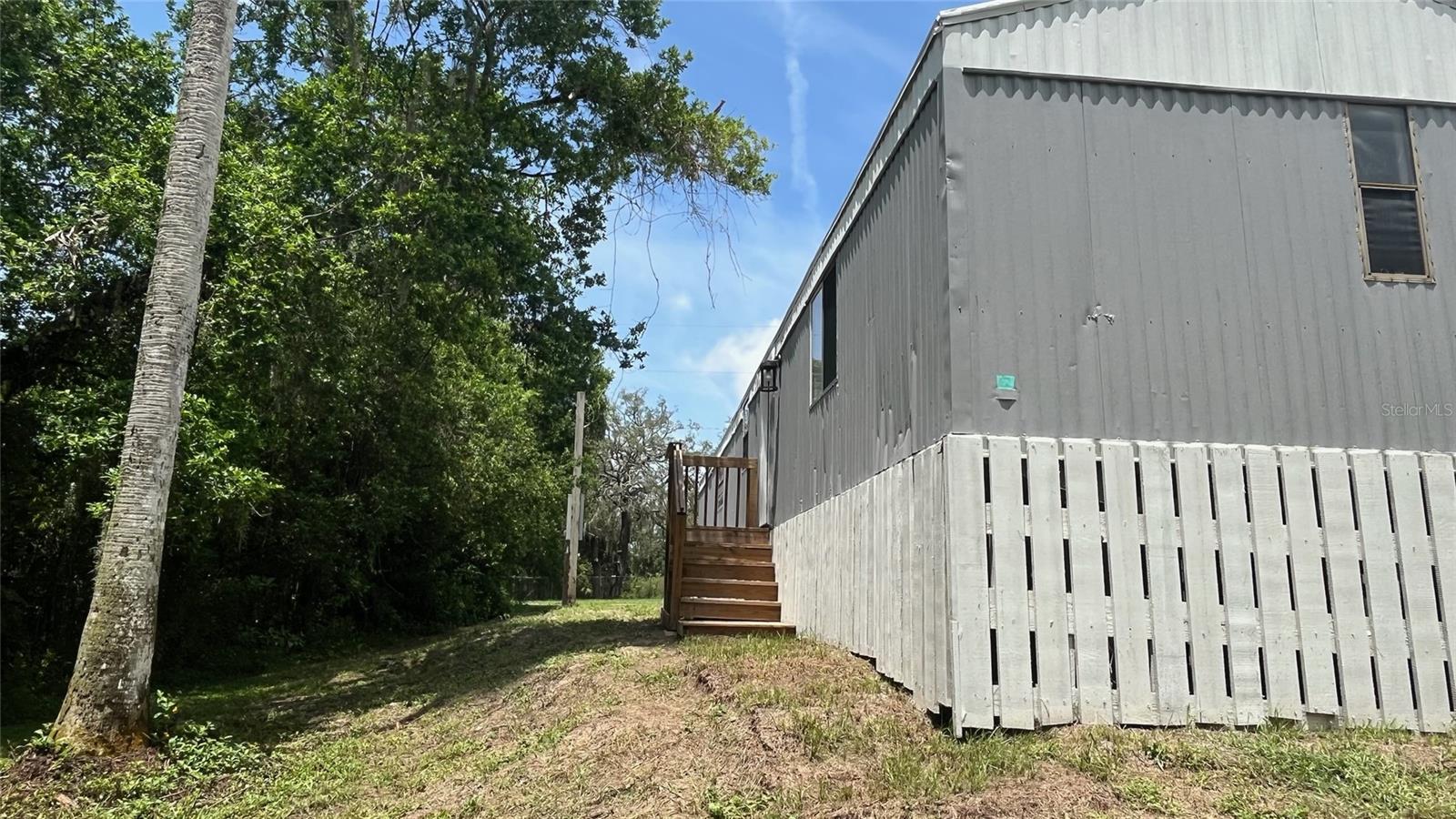 9860 Golden Loop Property Photo 27